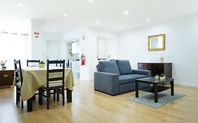 Avenida House 1